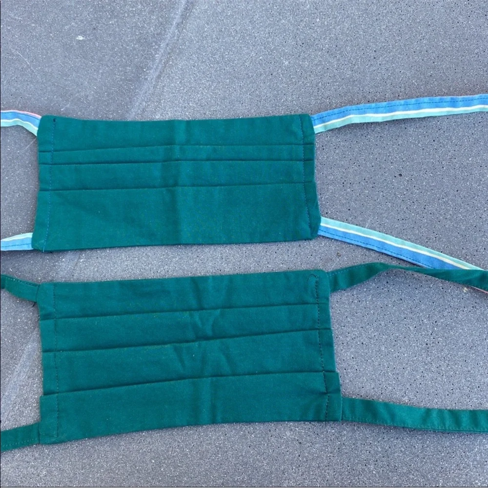 2 face masks set lot GREEN cloth FOLDED head ties covering Covid protection